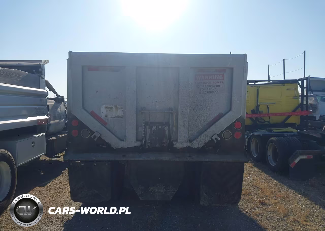 2013 Peterbilt 386 VIN:1XPHD49X0DD178373 - 19