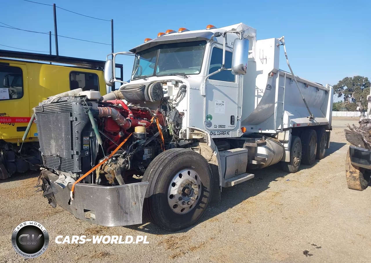 2013 Peterbilt 386 VIN:1XPHD49X0DD178373 - 2