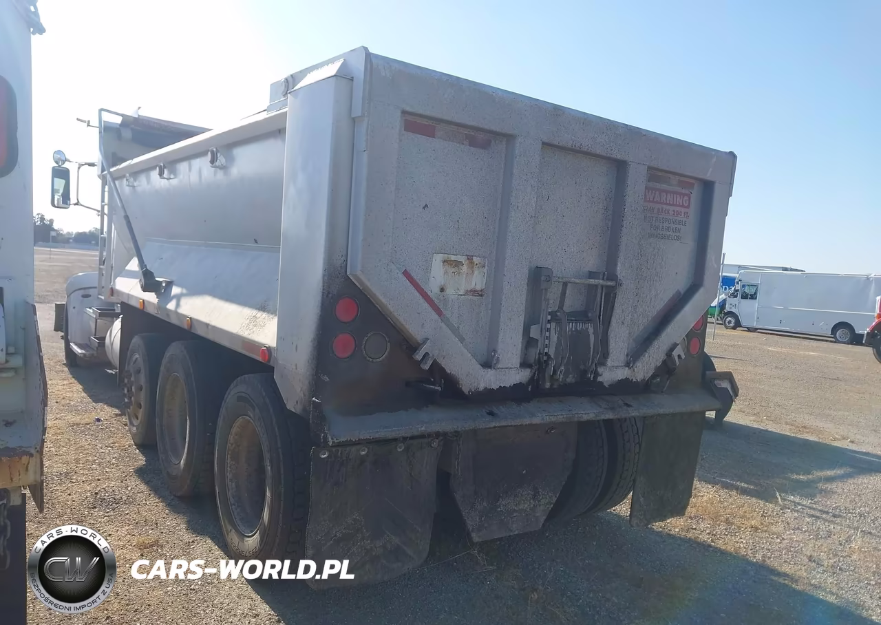 2013 Peterbilt 386 VIN:1XPHD49X0DD178373 - 3