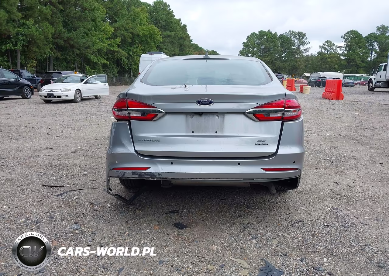 2020 Ford Fusion Se VIN:3FA6P0LU4LR139434 - 19