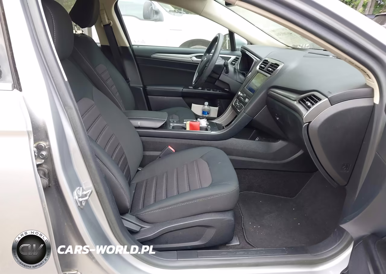 2020 Ford Fusion Se VIN:3FA6P0LU4LR139434 - 5