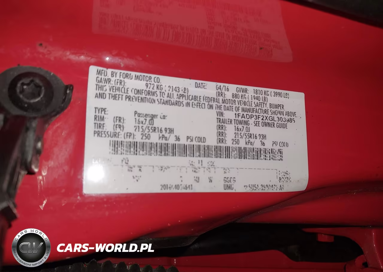 2016 Ford Focus Se VIN:1FADP3F2XGL303986 - 9