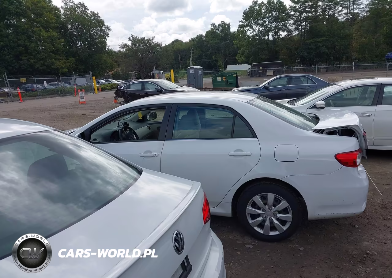 2013 Toyota Corolla Le VIN:5YFBU4EE3DP123554 - 14