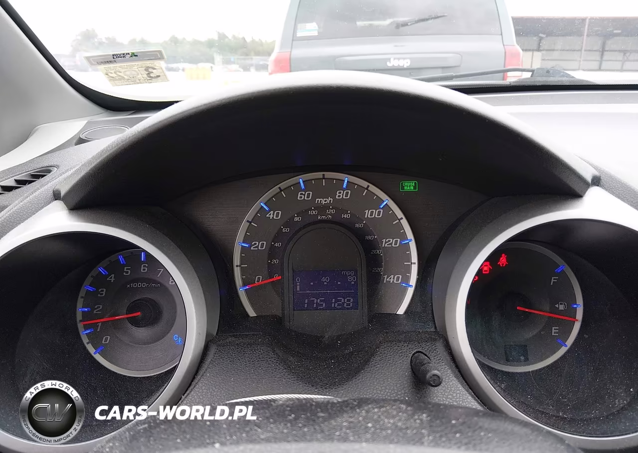 2010 Honda Fit Sport VIN:JHMGE8H48AC031744 - 7