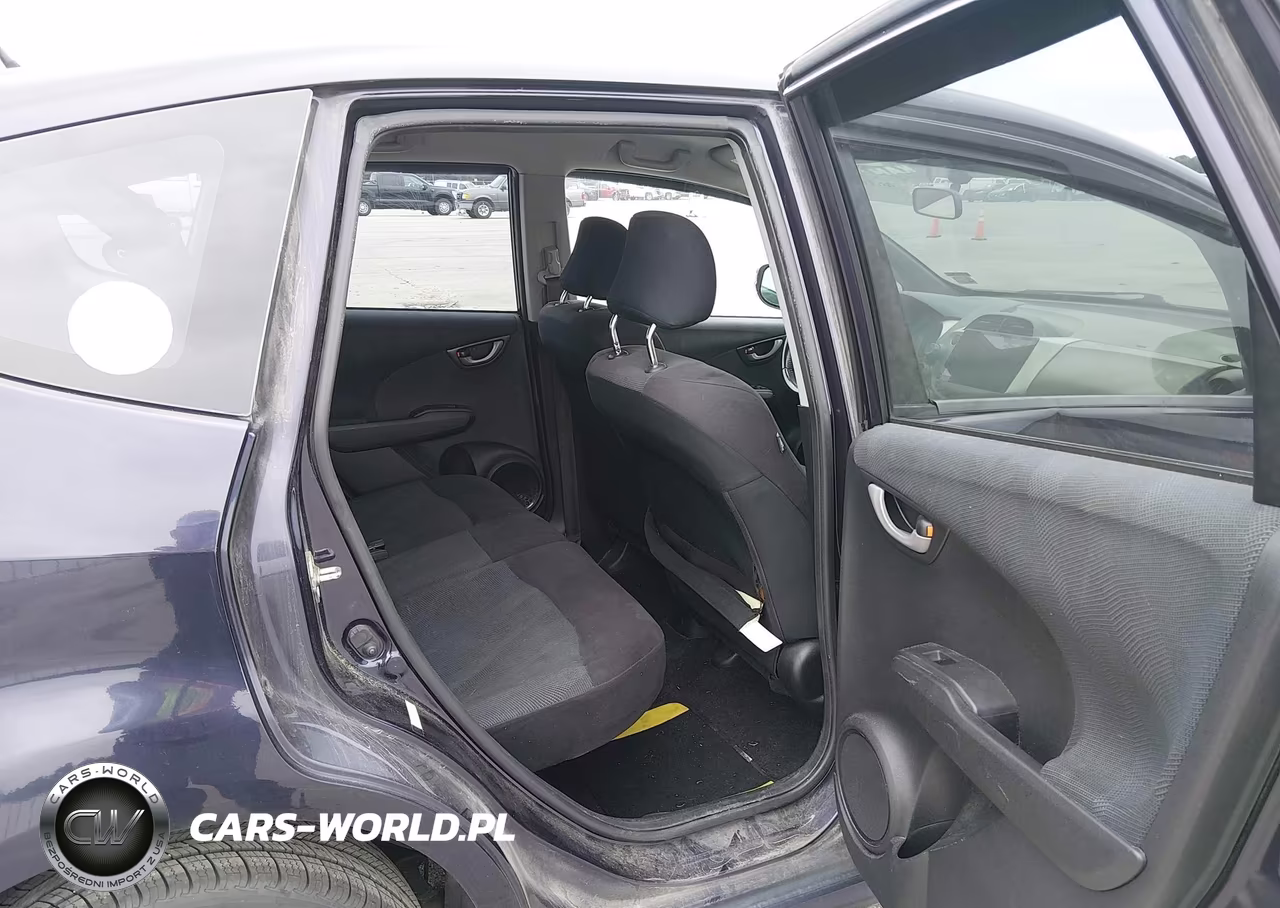2010 Honda Fit Sport VIN:JHMGE8H48AC031744 - 8