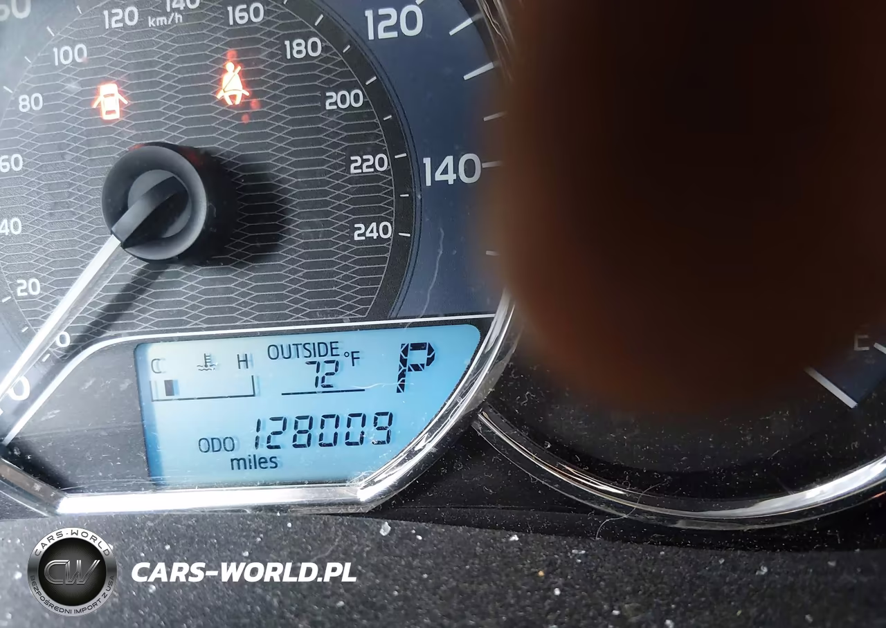 2016 Toyota Corolla Le VIN:2T1BURHE7GC512999 - 15