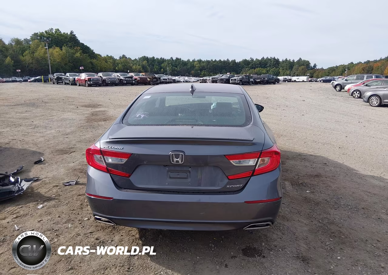 2018 Honda Accord Sport VIN:1HGCV1F34JA228215 - 17