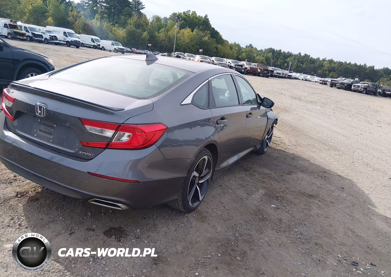 2018 Honda Accord Sport VIN:1HGCV1F34JA228215 - 4