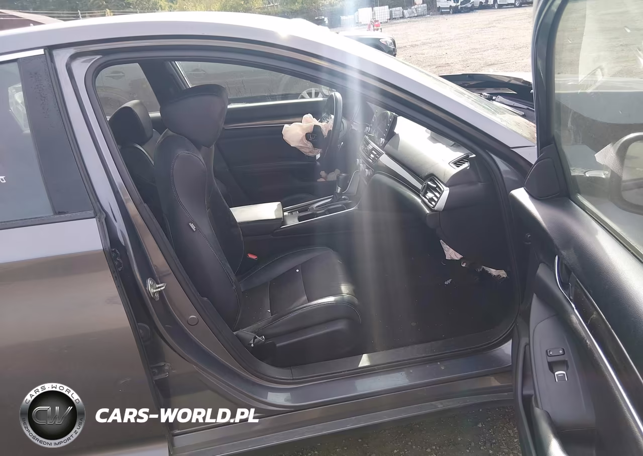 2018 Honda Accord Sport VIN:1HGCV1F34JA228215 - 5