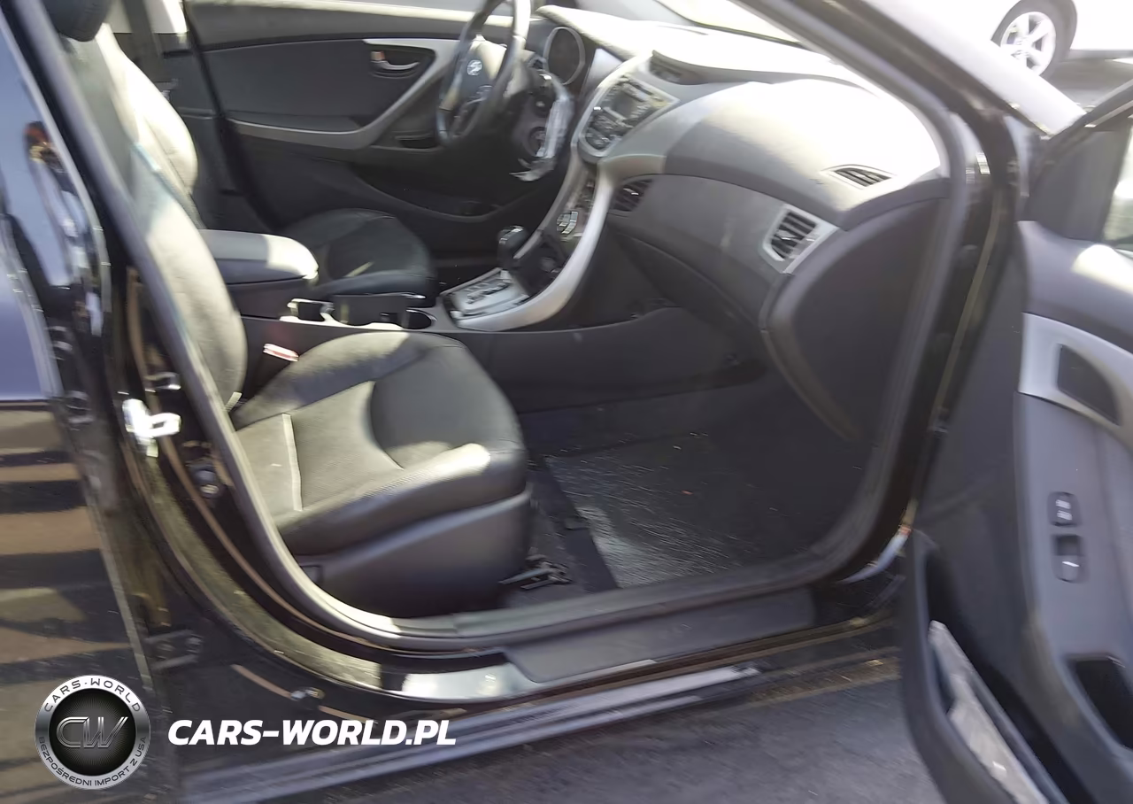 2013 Hyundai Elantra Limited VIN:KMHDH4AE5DU820810 - 5