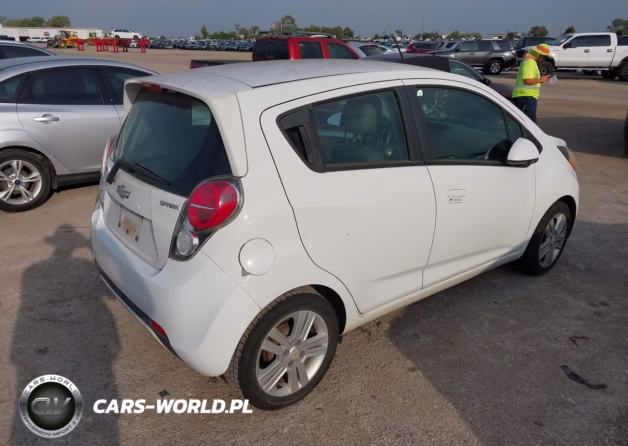 2014 Chevrolet Spark Ls Auto VIN:KL8CB6S96EC439319 - 4