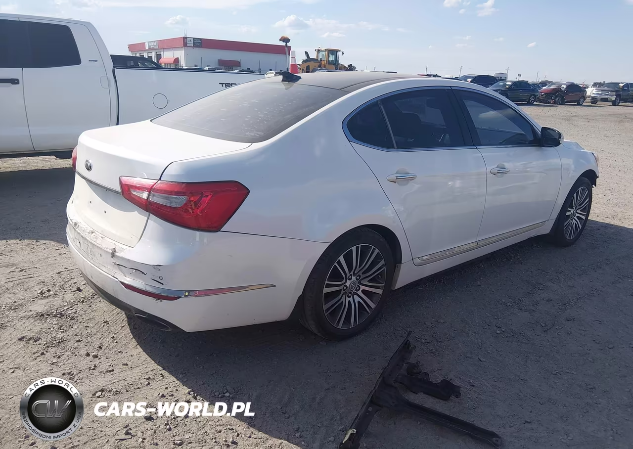 2015 Kia Cadenza Premium VIN:KNALN4D70F5187326 - 4