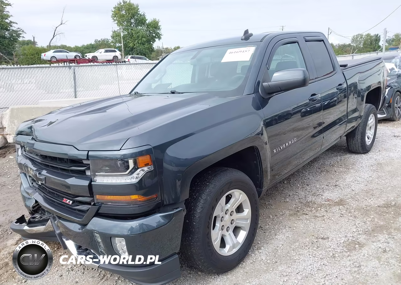 2017 Chevrolet Silverado 1500 2Lt VIN:1GCVKREC7HZ168135 - 2