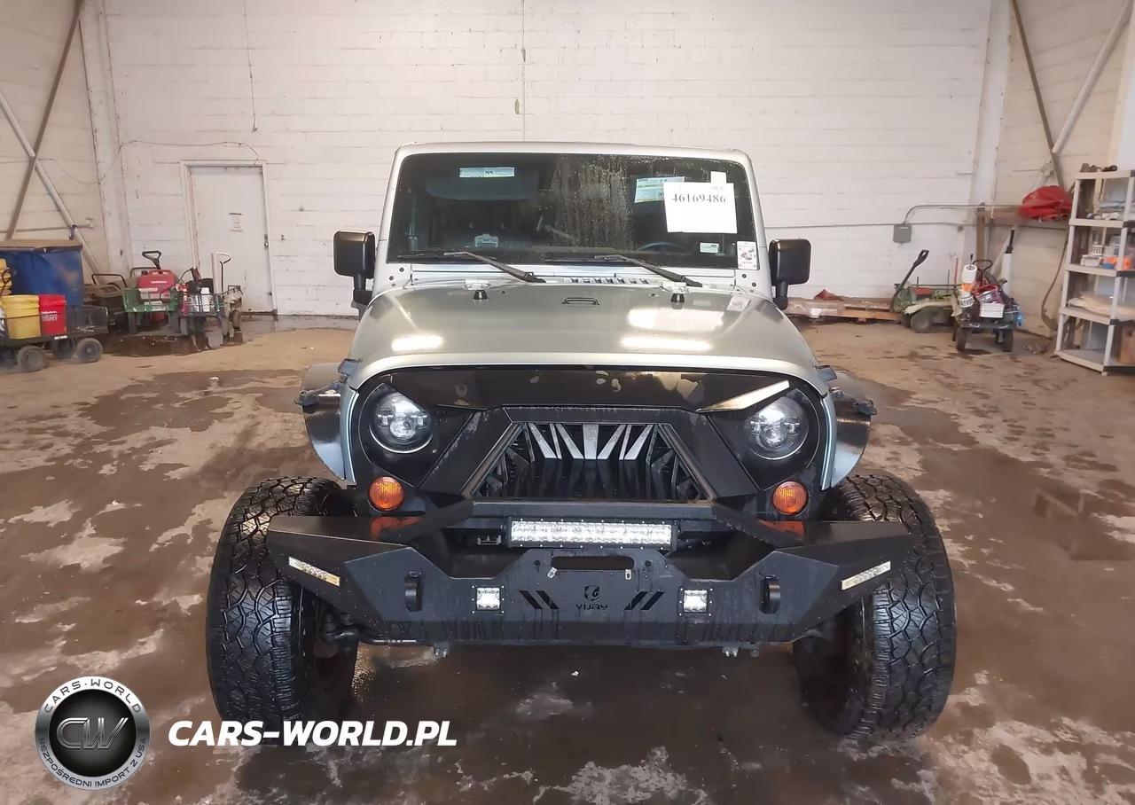 2012 Jeep Wrangler Unlimited Sahara VIN:1C4BJWEG9CL148651 - 12