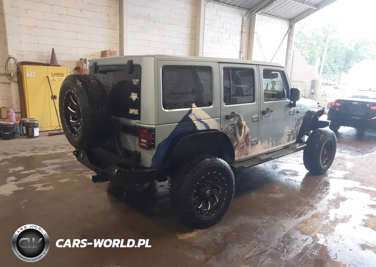 2012 Jeep Wrangler Unlimited Sahara VIN:1C4BJWEG9CL148651 - 4