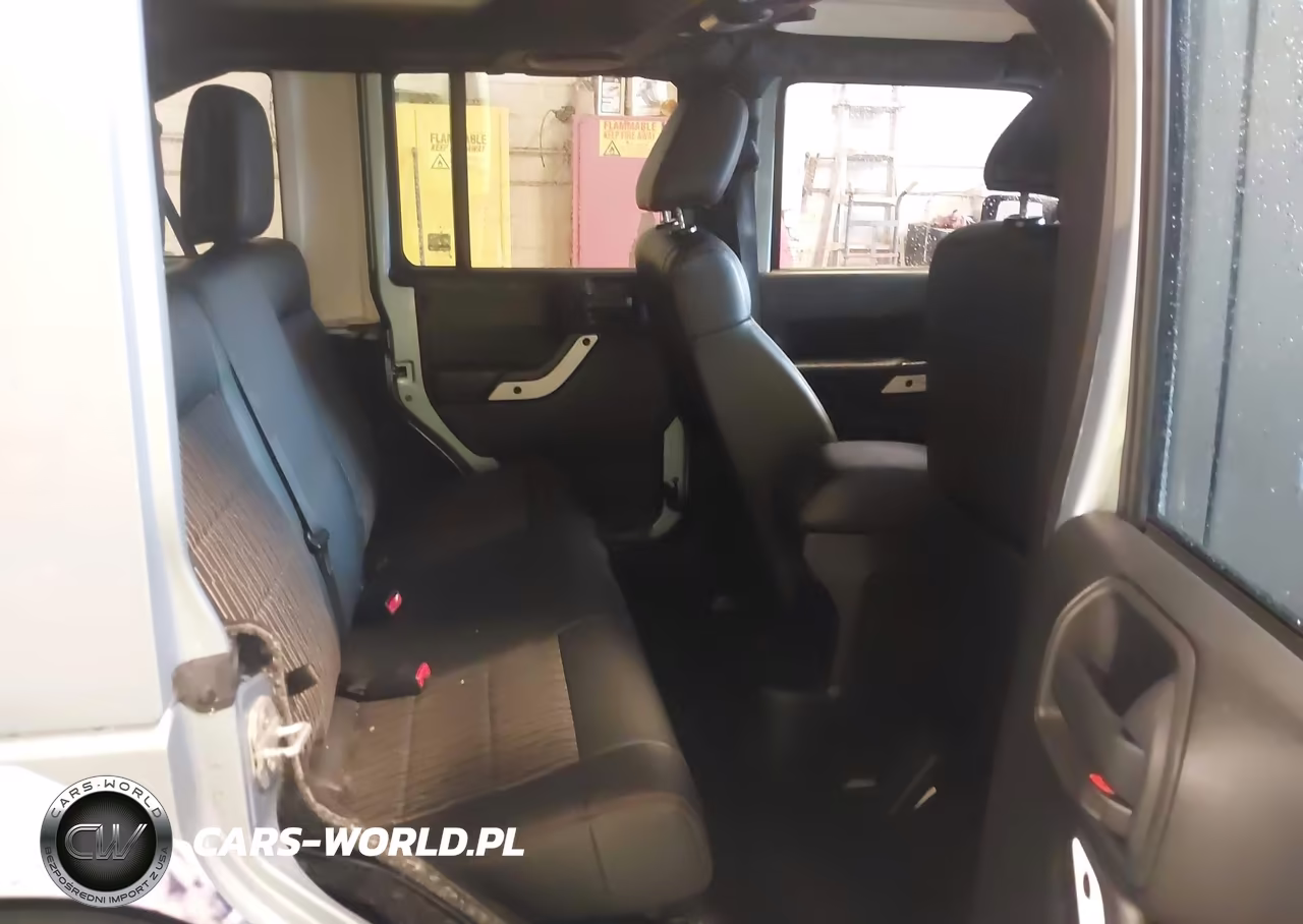 2012 Jeep Wrangler Unlimited Sahara VIN:1C4BJWEG9CL148651 - 8
