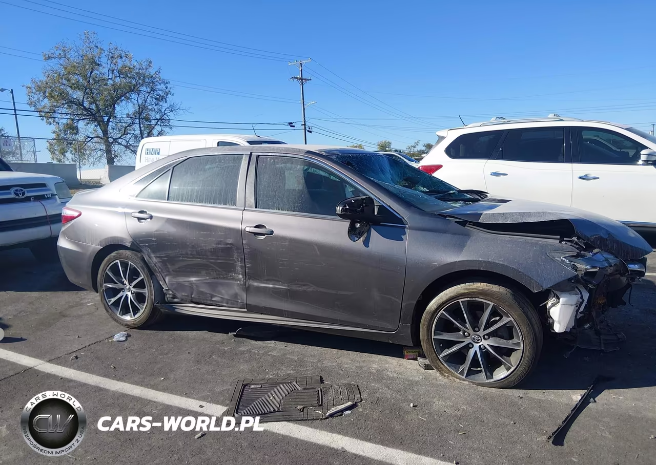 2017 Toyota Camry Xse VIN:4T1BF1FK9HU681331 - 13