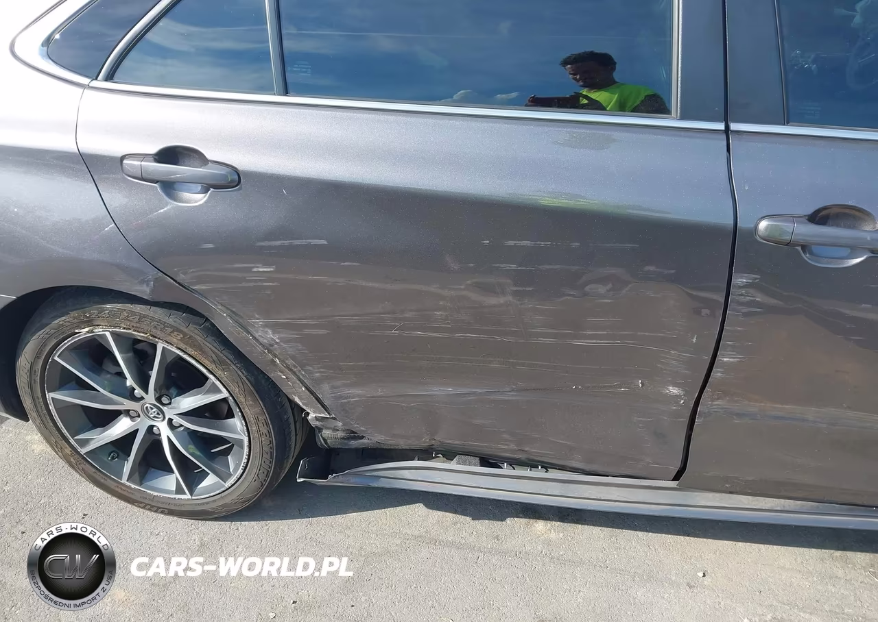 2017 Toyota Camry Xse VIN:4T1BF1FK9HU681331 - 19