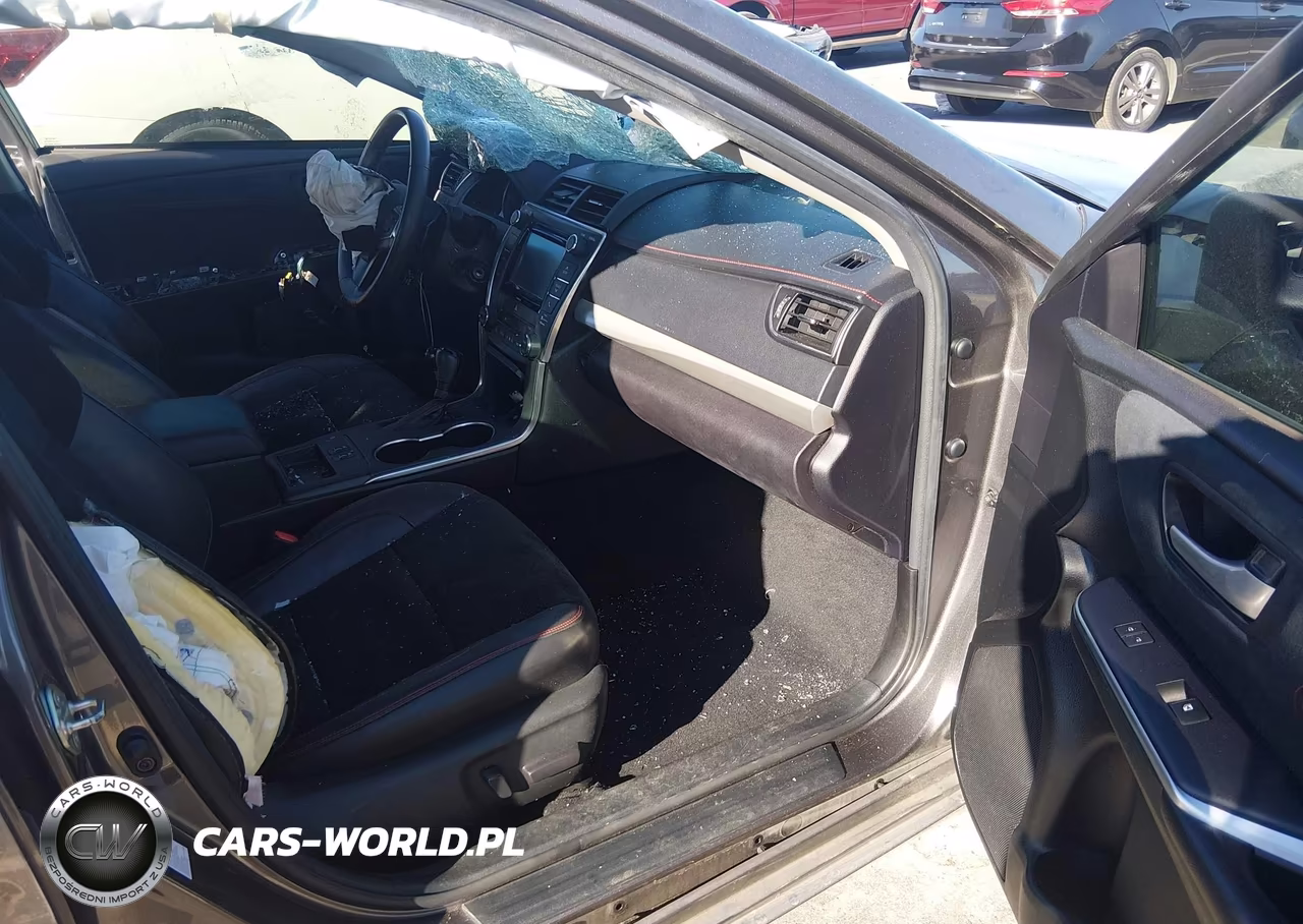 2017 Toyota Camry Xse VIN:4T1BF1FK9HU681331 - 5