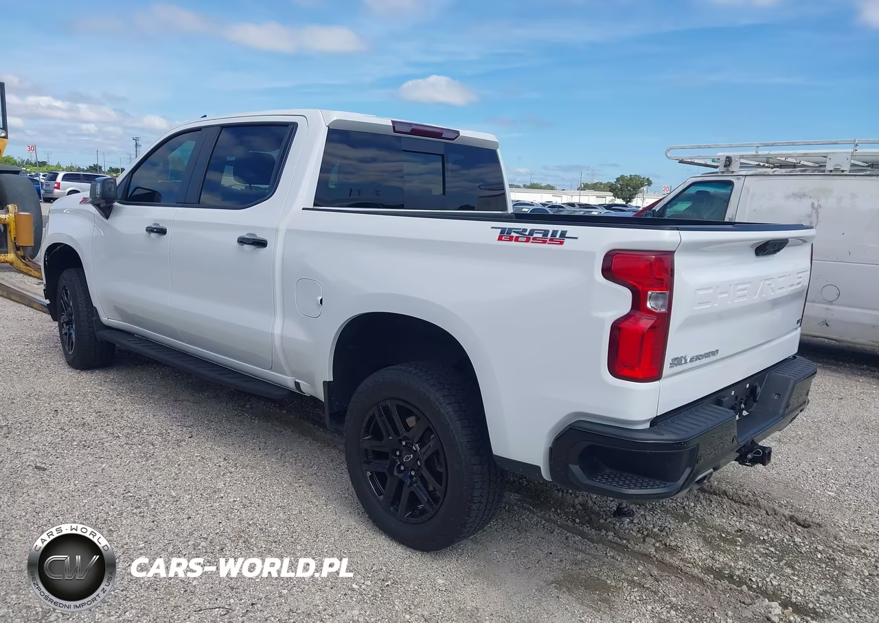 2024 Chevrolet Silverado 1500 4Wd Short Bed Lt Trail Boss VIN:3GCUDFED8RG112803 - 3