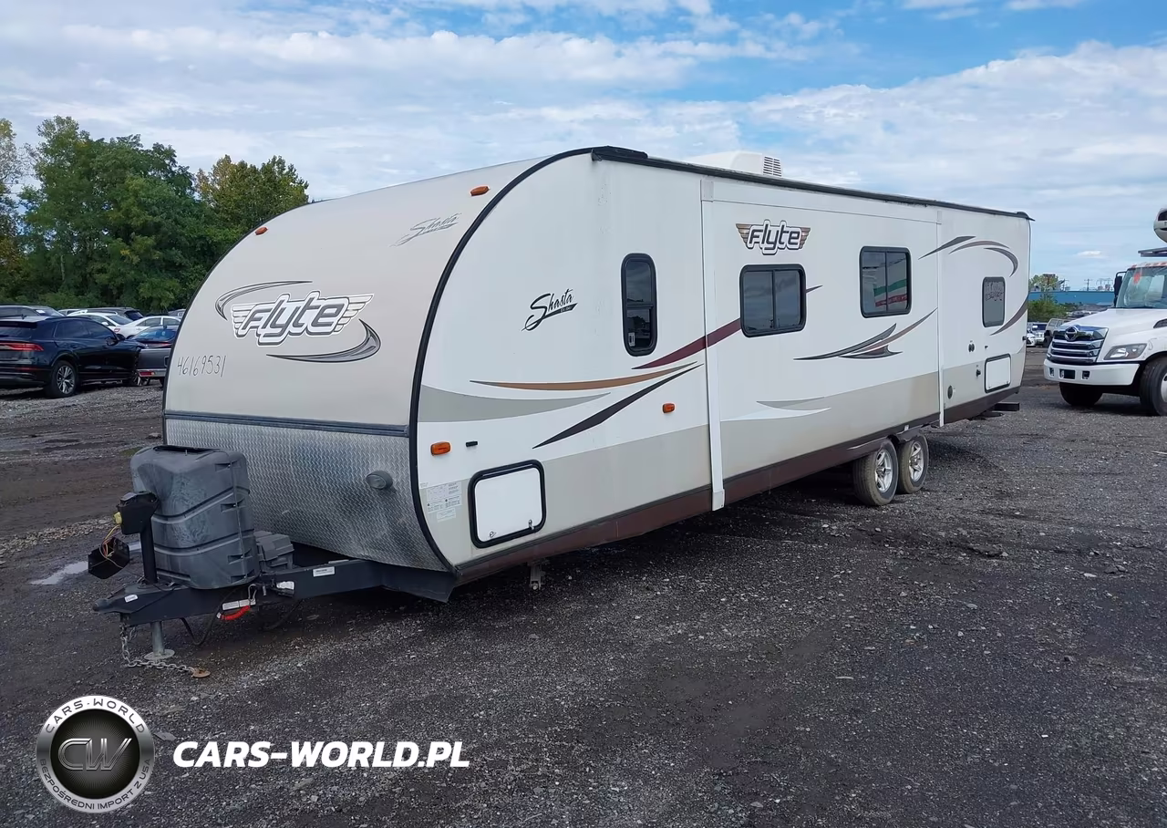 2015 Shasta Other VIN:5ZT2SYWB4FE005030 - 2