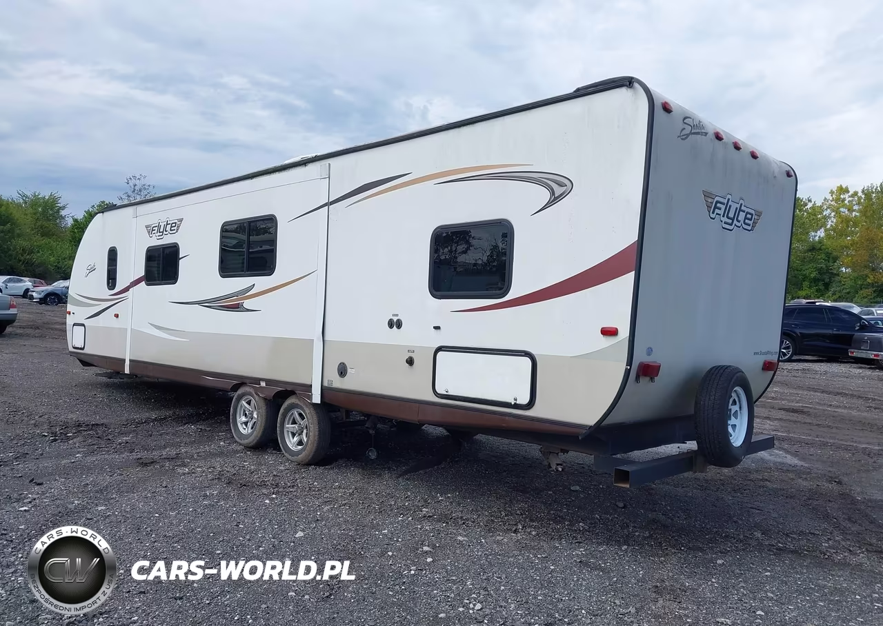 2015 Shasta Other VIN:5ZT2SYWB4FE005030 - 3