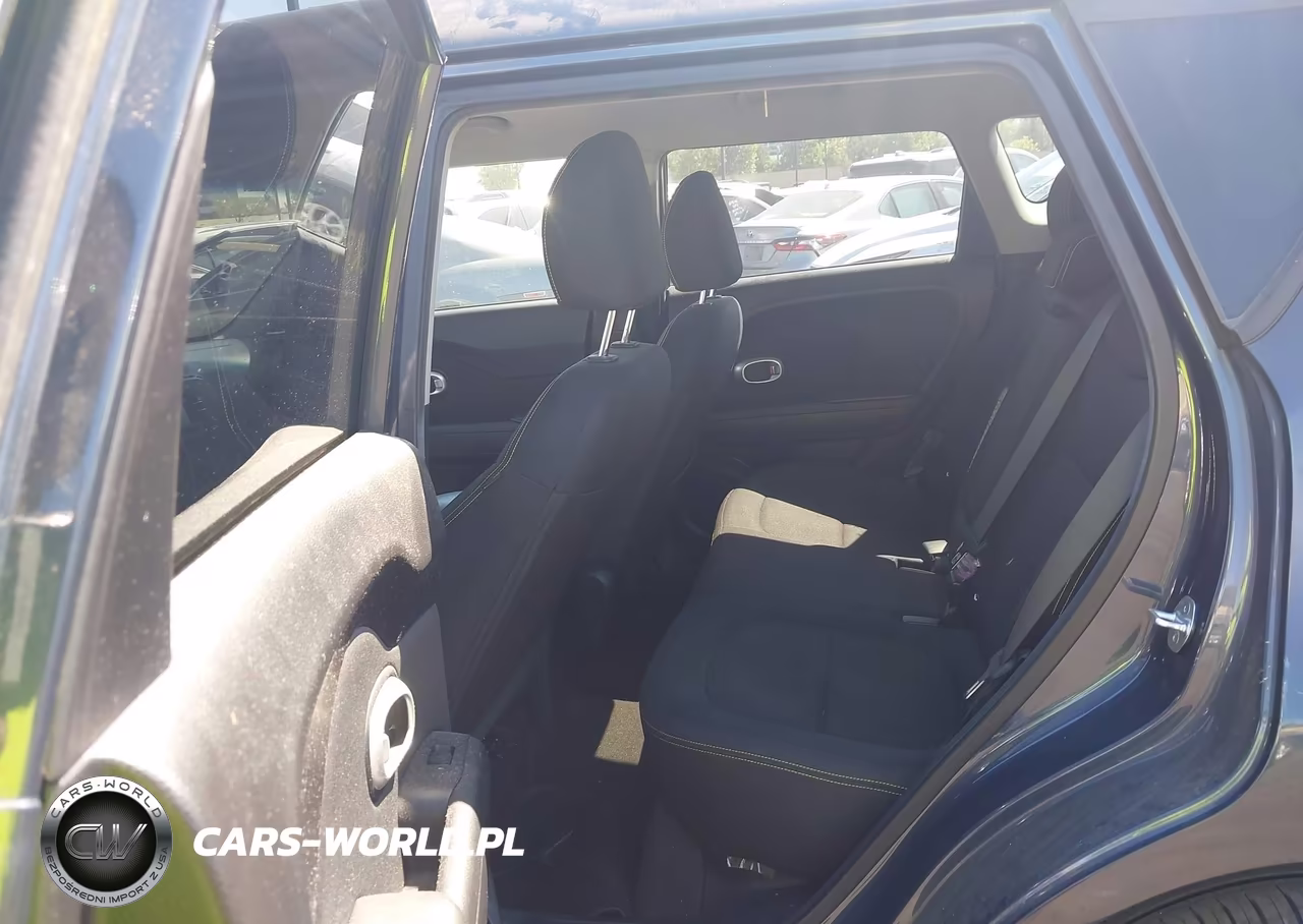 2014 Kia Soul + VIN:KNDJP3A51E7081469 - 8