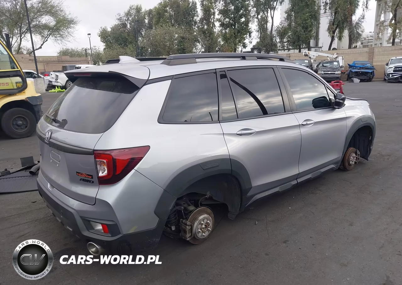 2023 Honda Passport Awd Trailsport VIN:5FNYF8H60PB035299 - 4