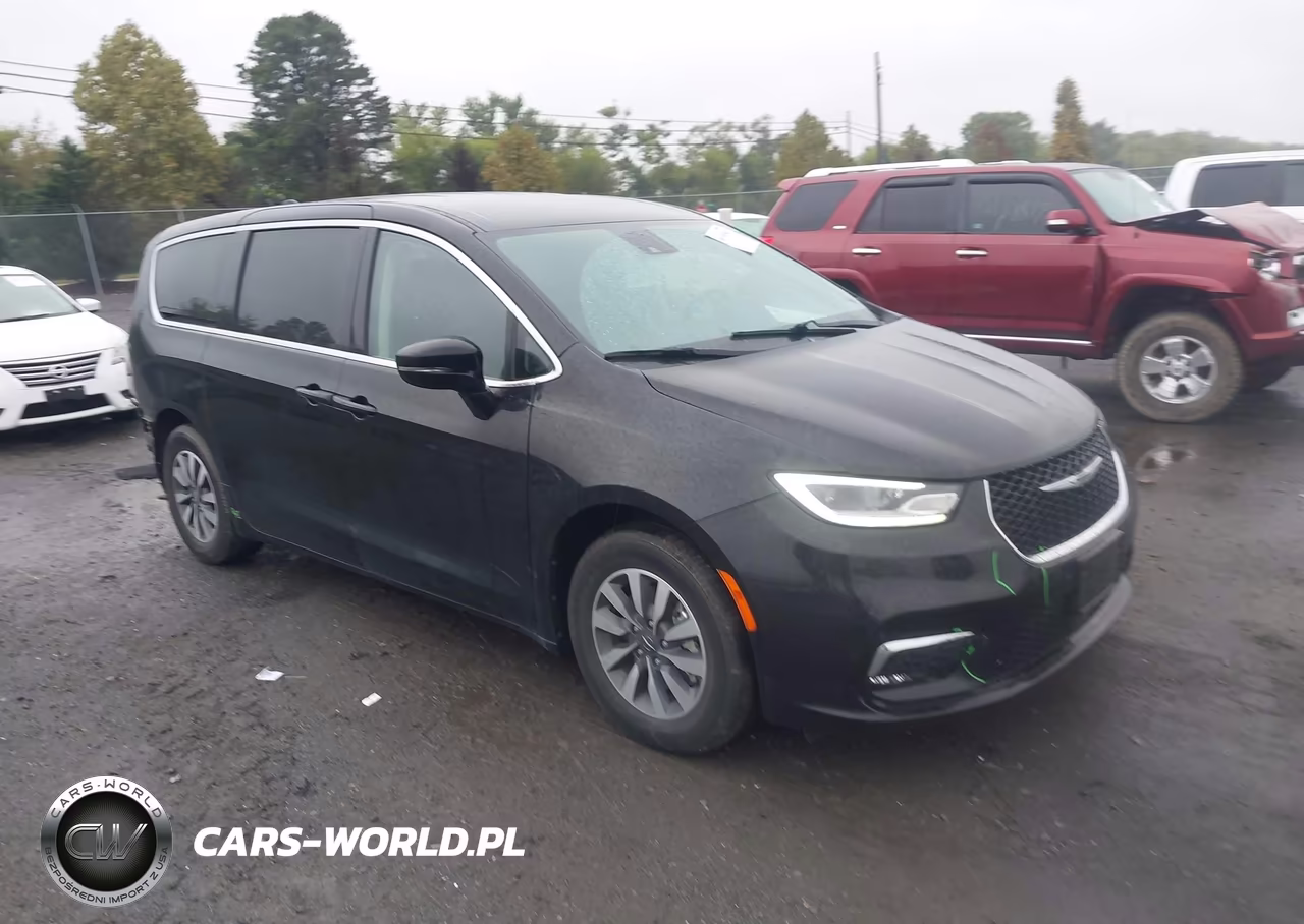 2024 Chrysler Pacifica Hybrid Select