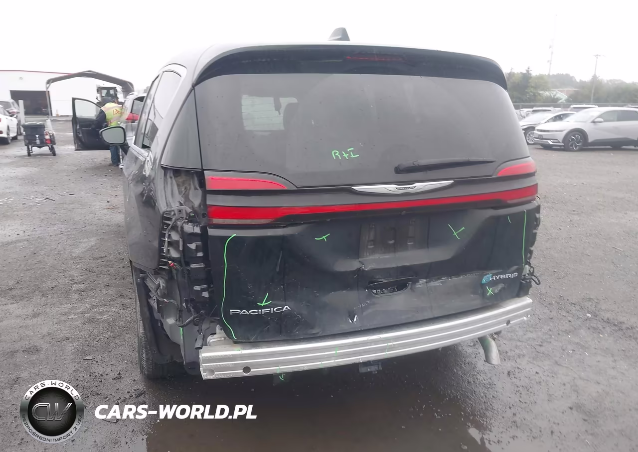 2024 Chrysler Pacifica Hybrid Select VIN:2C4RC1S7XRR104187 - 6