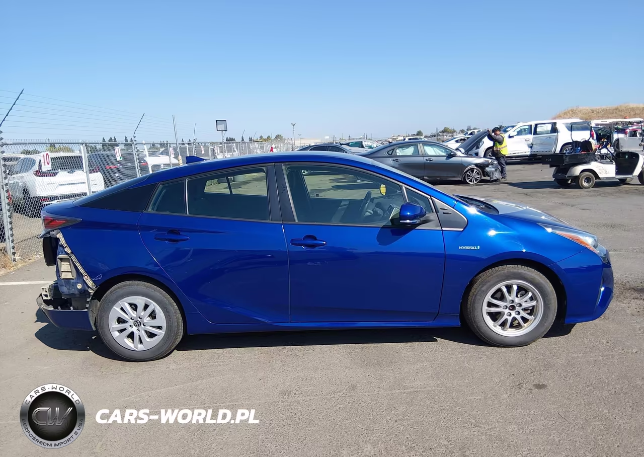 2016 Toyota Prius Two VIN:JTDKBRFU6G3526031 - 14
