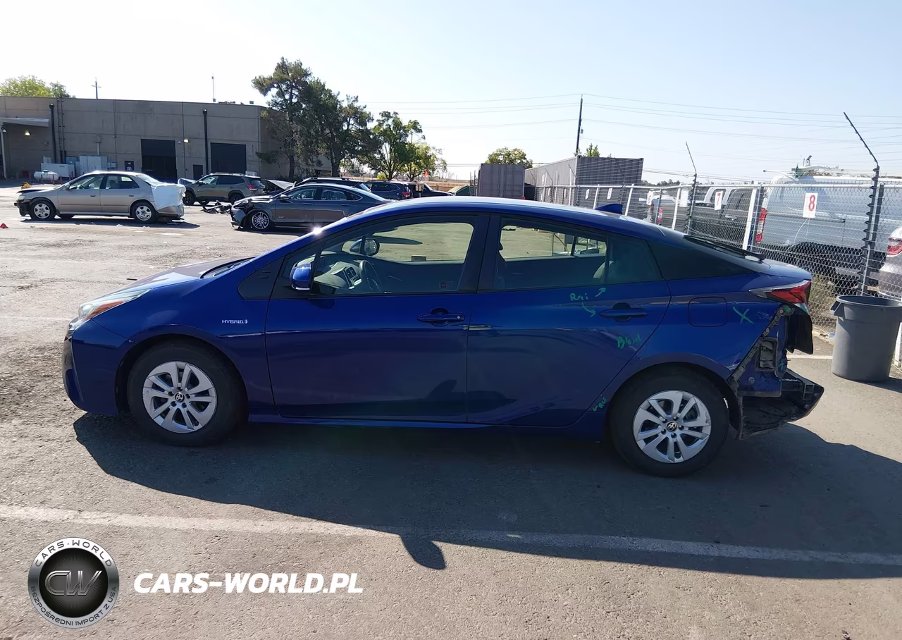 2016 Toyota Prius Two VIN:JTDKBRFU6G3526031 - 15