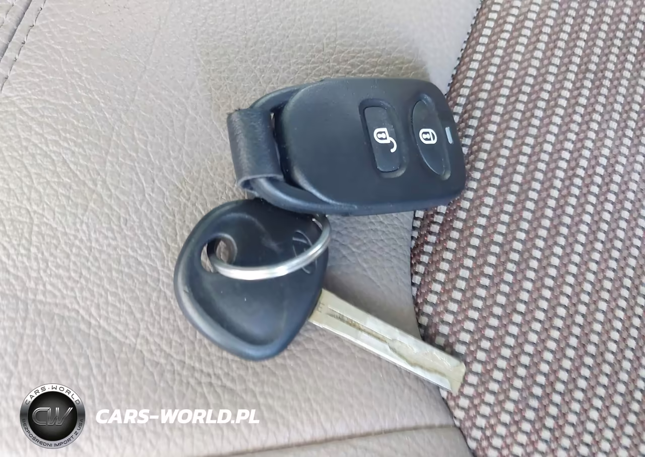 2013 Hyundai Tucson Gls VIN:KM8JU3AC7DU608479 - 11