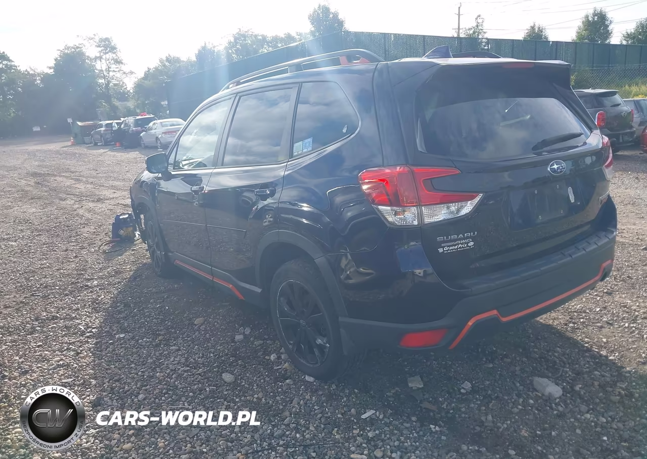 2020 Subaru Forester Sport VIN:JF2SKALC5LH428362 - 3