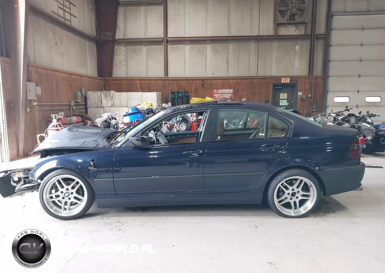 2004 BMW 325Xi VIN:WBAEU33434PR13596 - 14