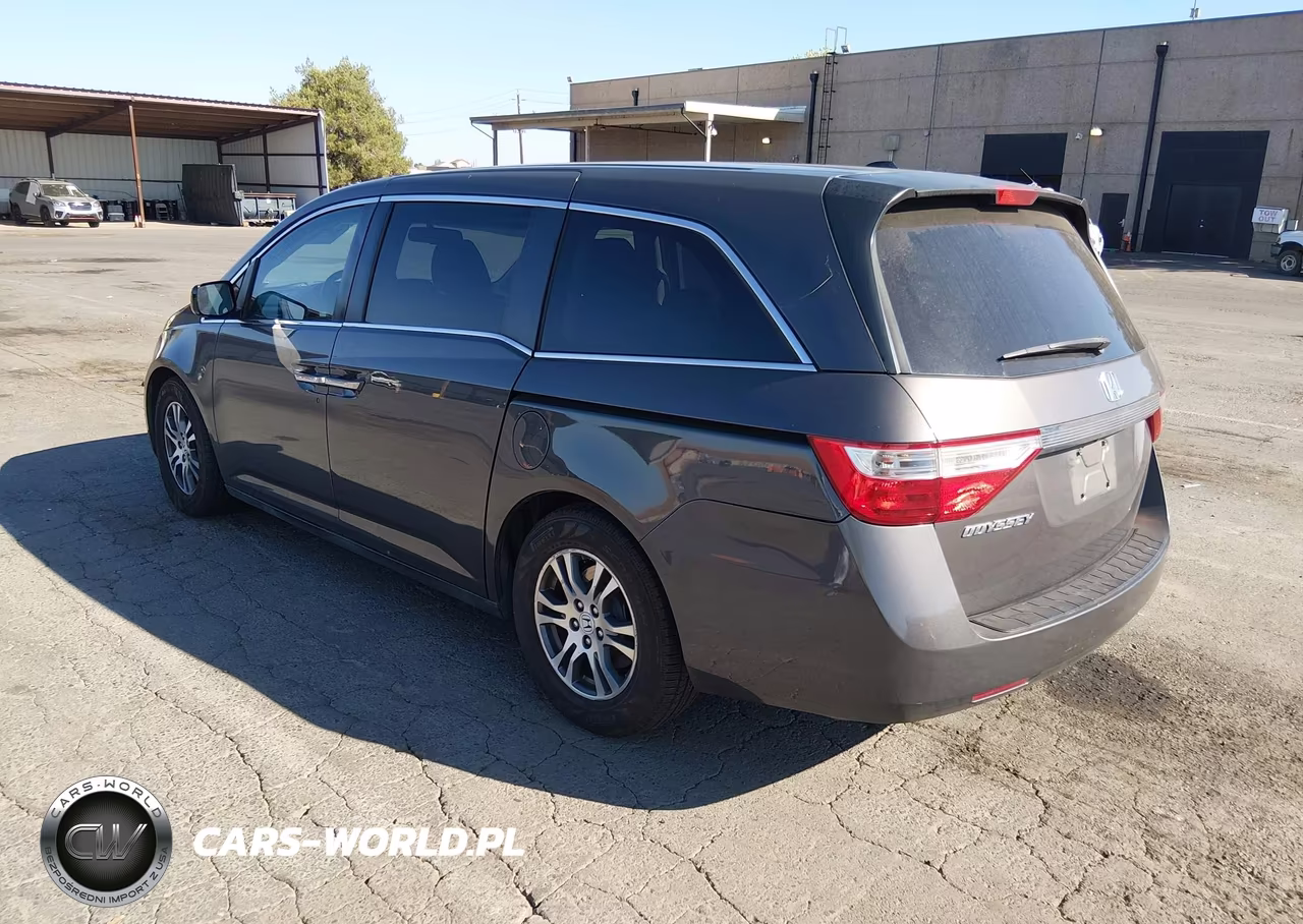 2013 Honda Odyssey Ex-L VIN:5FNRL5H65DB088569 - 3