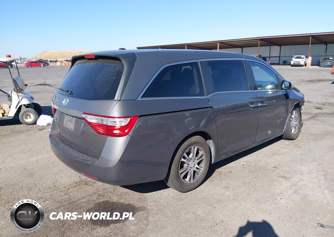 2013 Honda Odyssey Ex-L VIN:5FNRL5H65DB088569 - 4