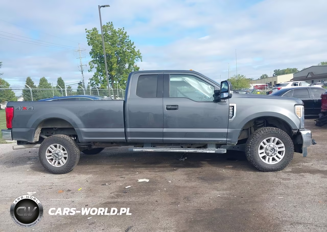 2019 Ford F-250 Xlt VIN:1FT7X2B63KED24718 - 13