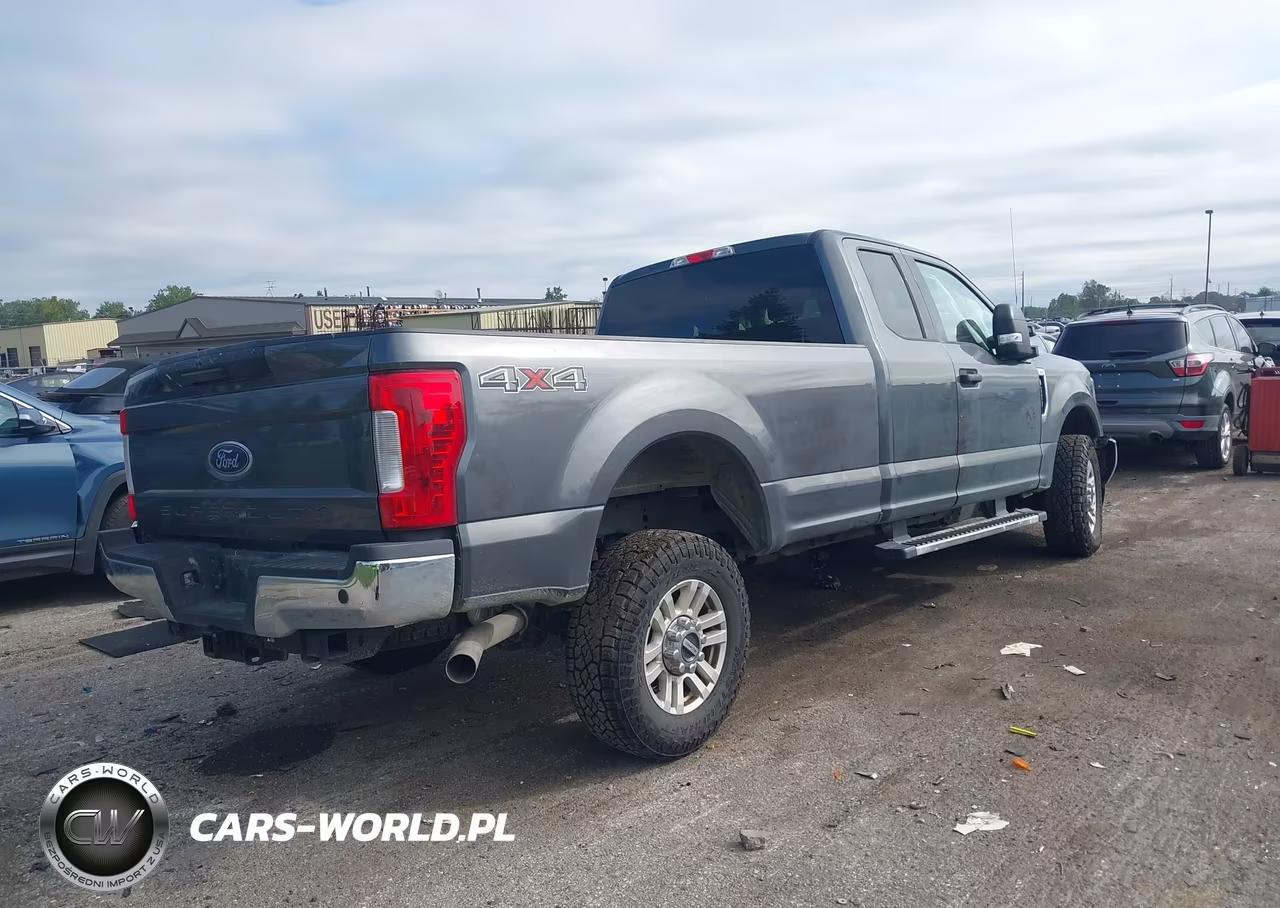 2019 Ford F-250 Xlt VIN:1FT7X2B63KED24718 - 4
