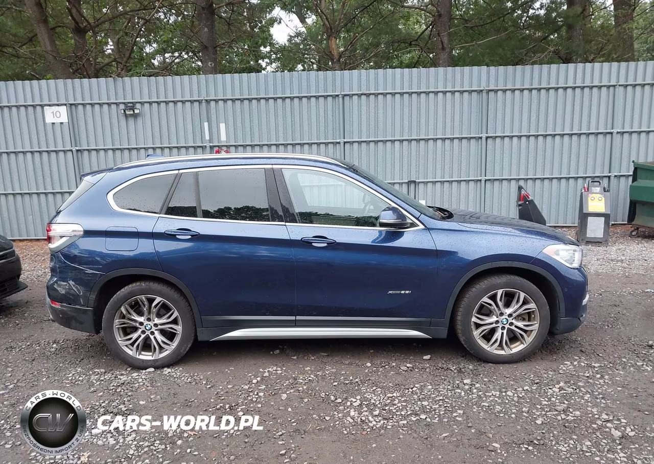 2017 BMW X1 xDrive28I VIN:WBXHT3C37H5F72768 - 13