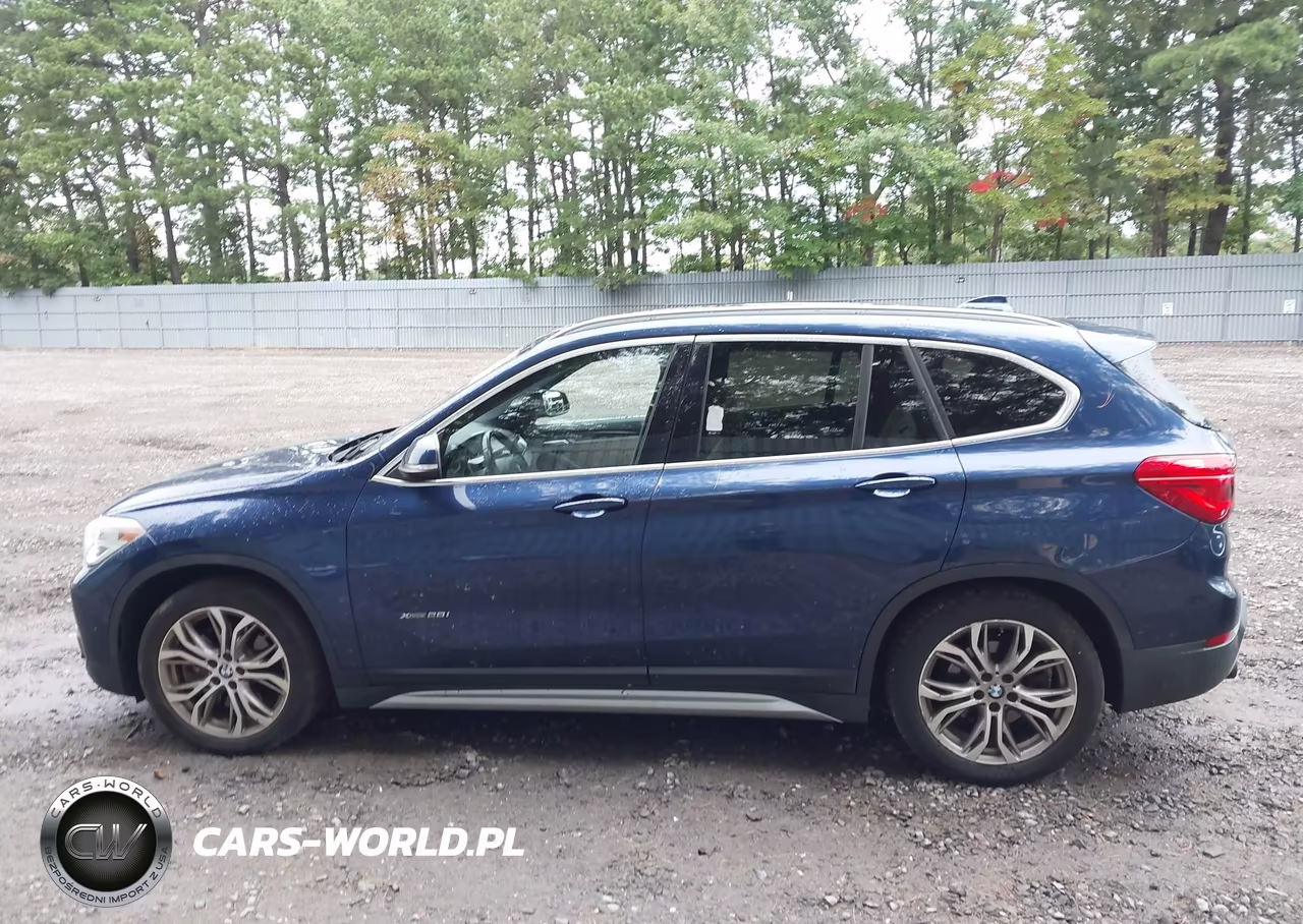 2017 BMW X1 xDrive28I VIN:WBXHT3C37H5F72768 - 14