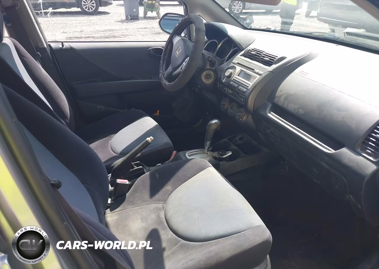 2008 Honda Fit Sport VIN:JHMGD38638S012302 - 5