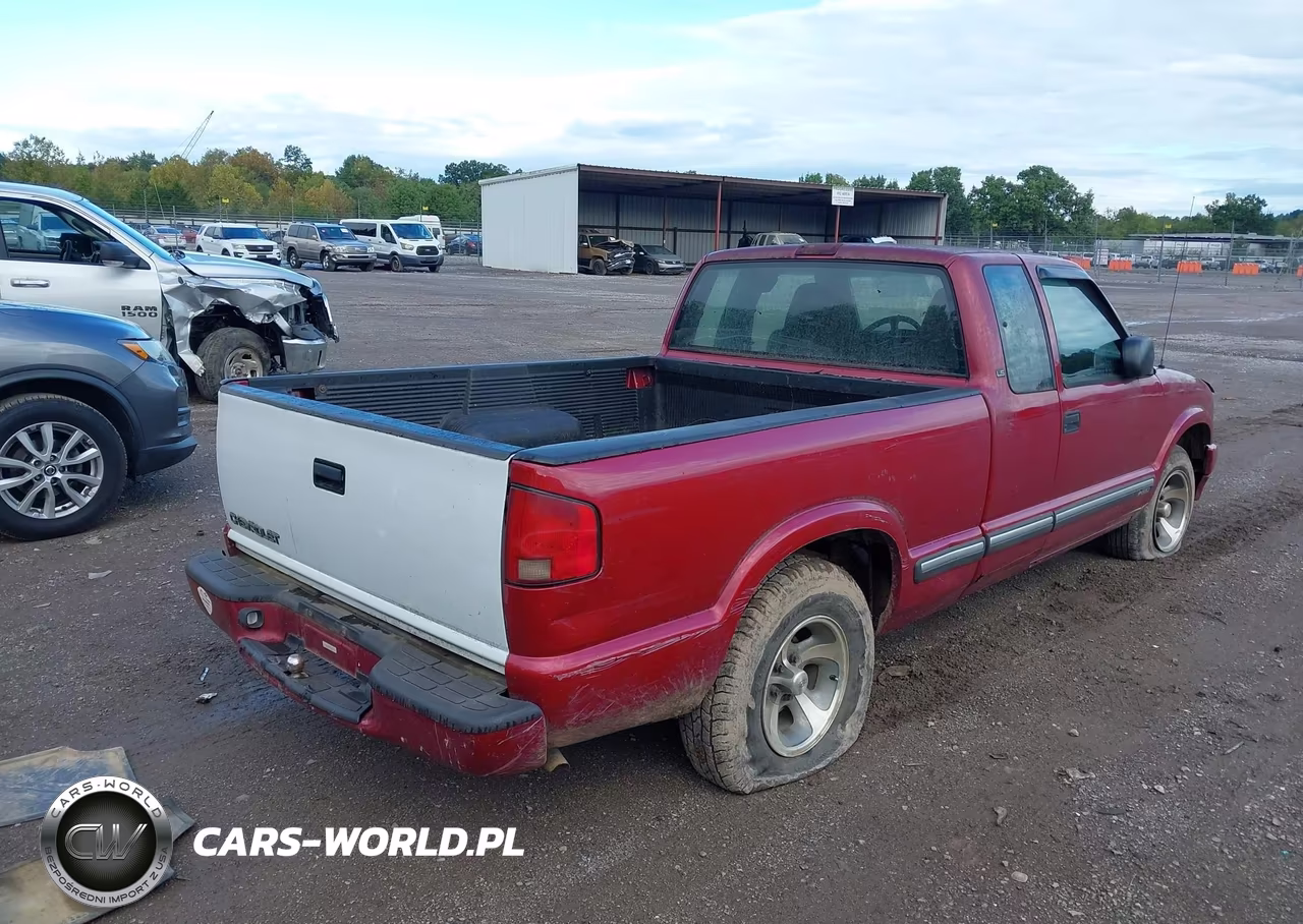 2001 Chevrolet S-10 Ls VIN:1GCCS19W918251834 - 4
