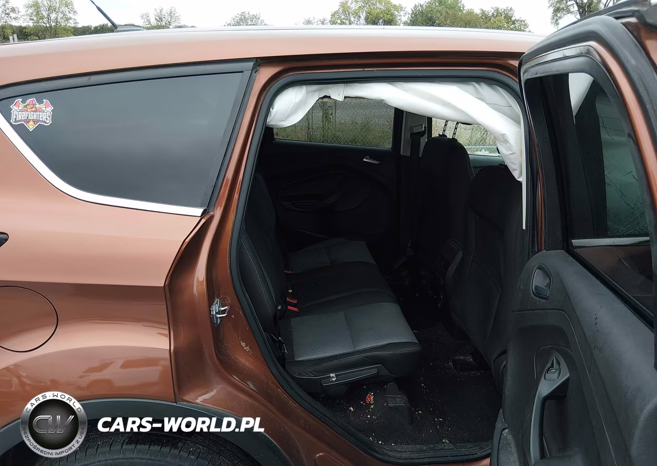 2017 Ford Escape Se VIN:1FMCU0GDXHUD94956 - 8