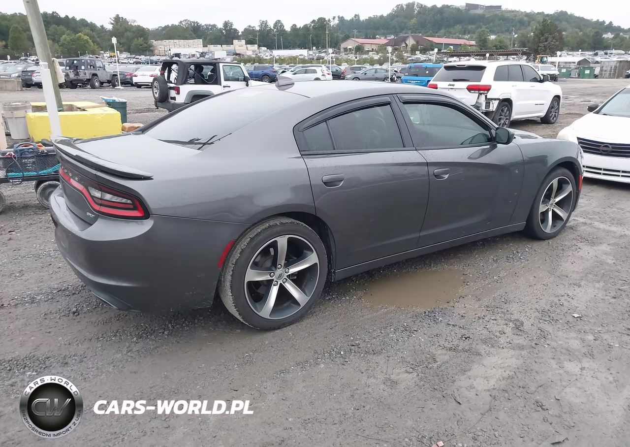 2017 Dodge Charger Sxt Rwd VIN:2C3CDXHGXHH543699 - 4