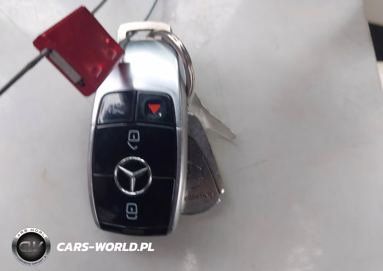 2017 Mercedes-Benz E 300 4Matic VIN:WDDZF4KB3HA143774 - 11