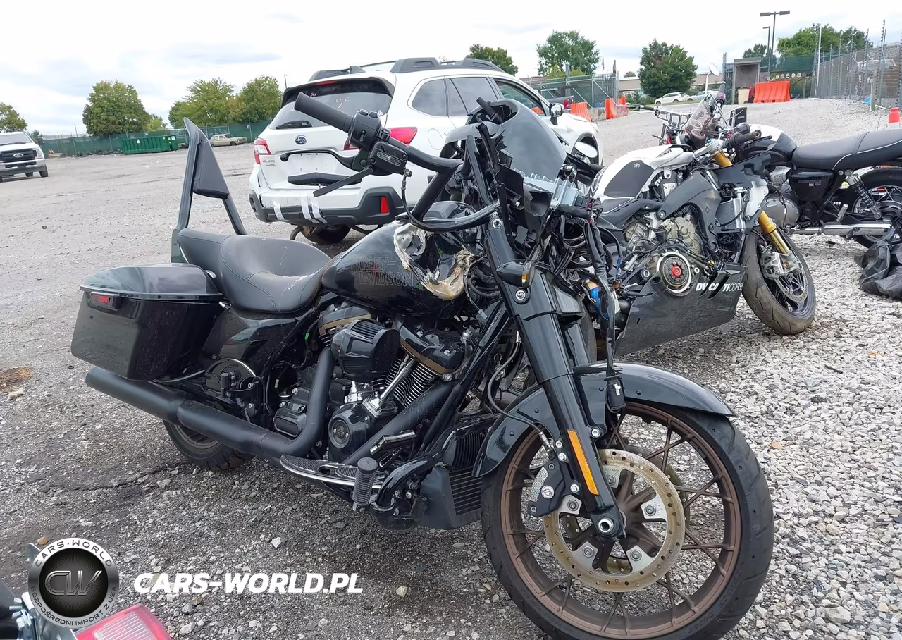 2022 Harley-Davidson Flhxst