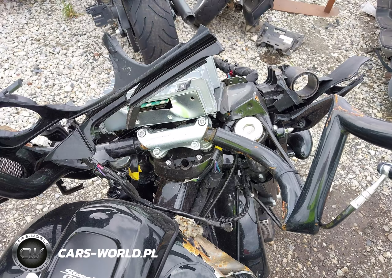 2022 Harley-Davidson Flhxst VIN:1HD1ABL14NB608034 - 7