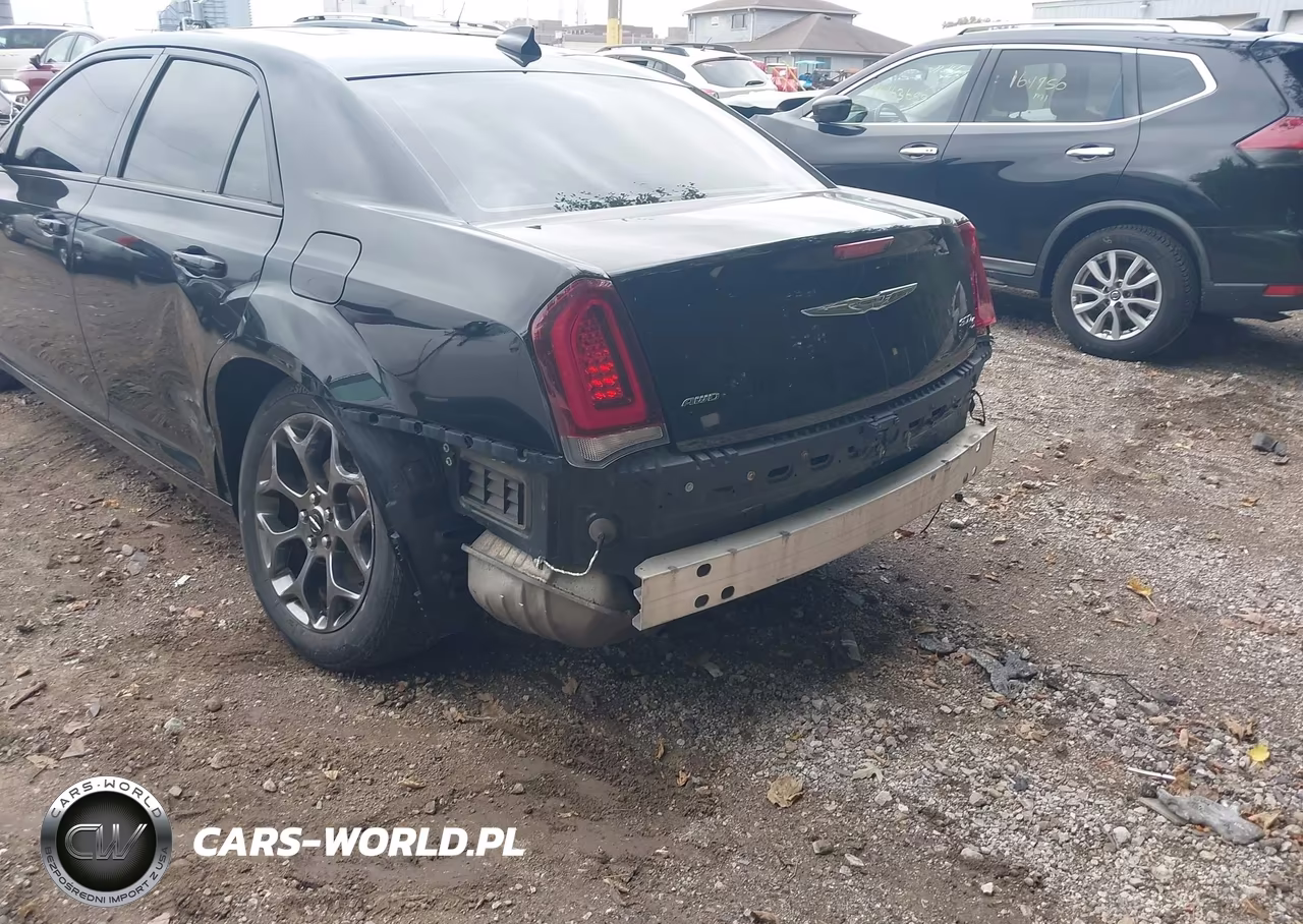 2016 Chrysler 300 300S VIN:2C3CCAGG2GH329449 - 6