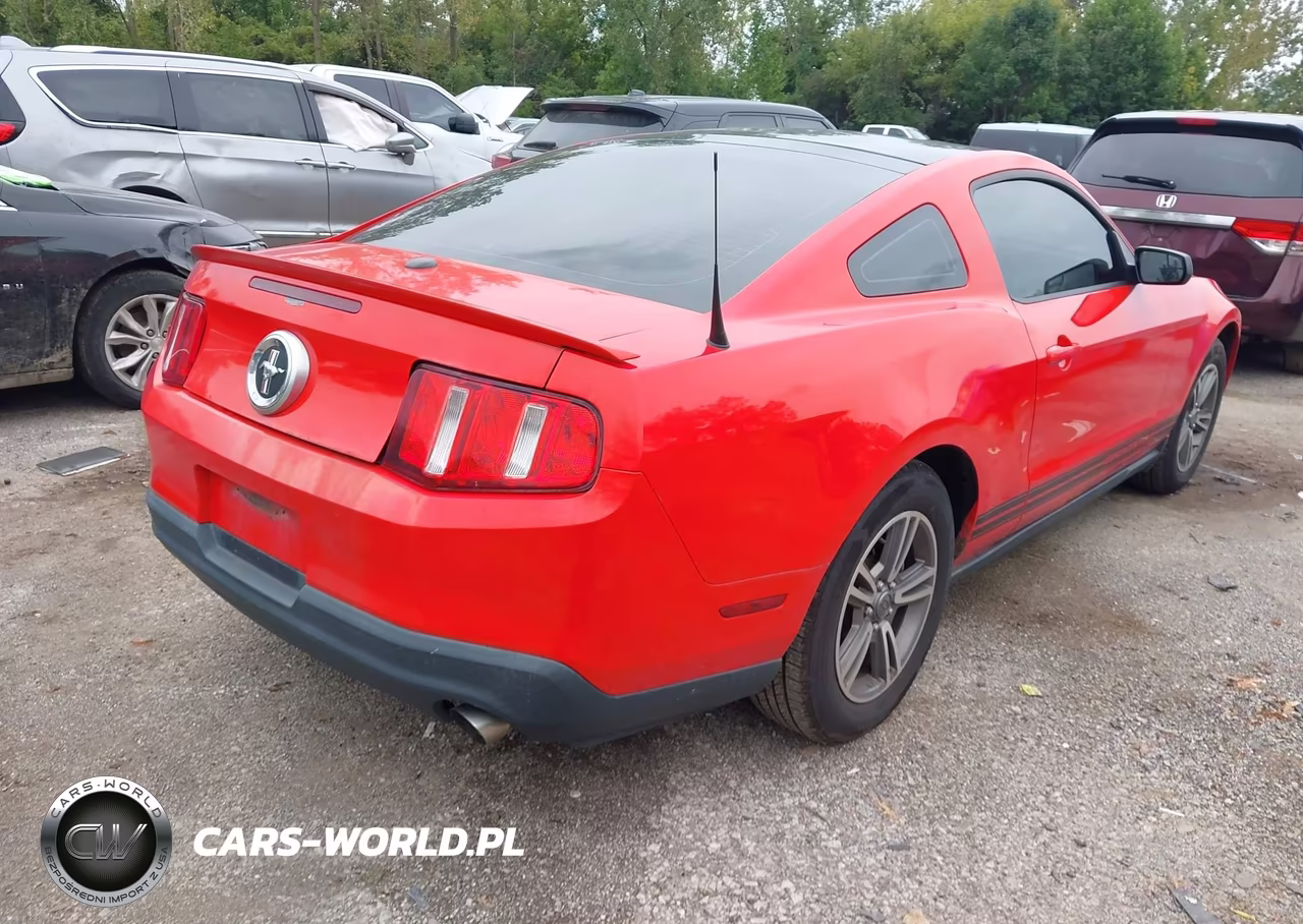 2012 Ford Mustang V6 Premium VIN:1ZVBP8AM0C5218058 - 4
